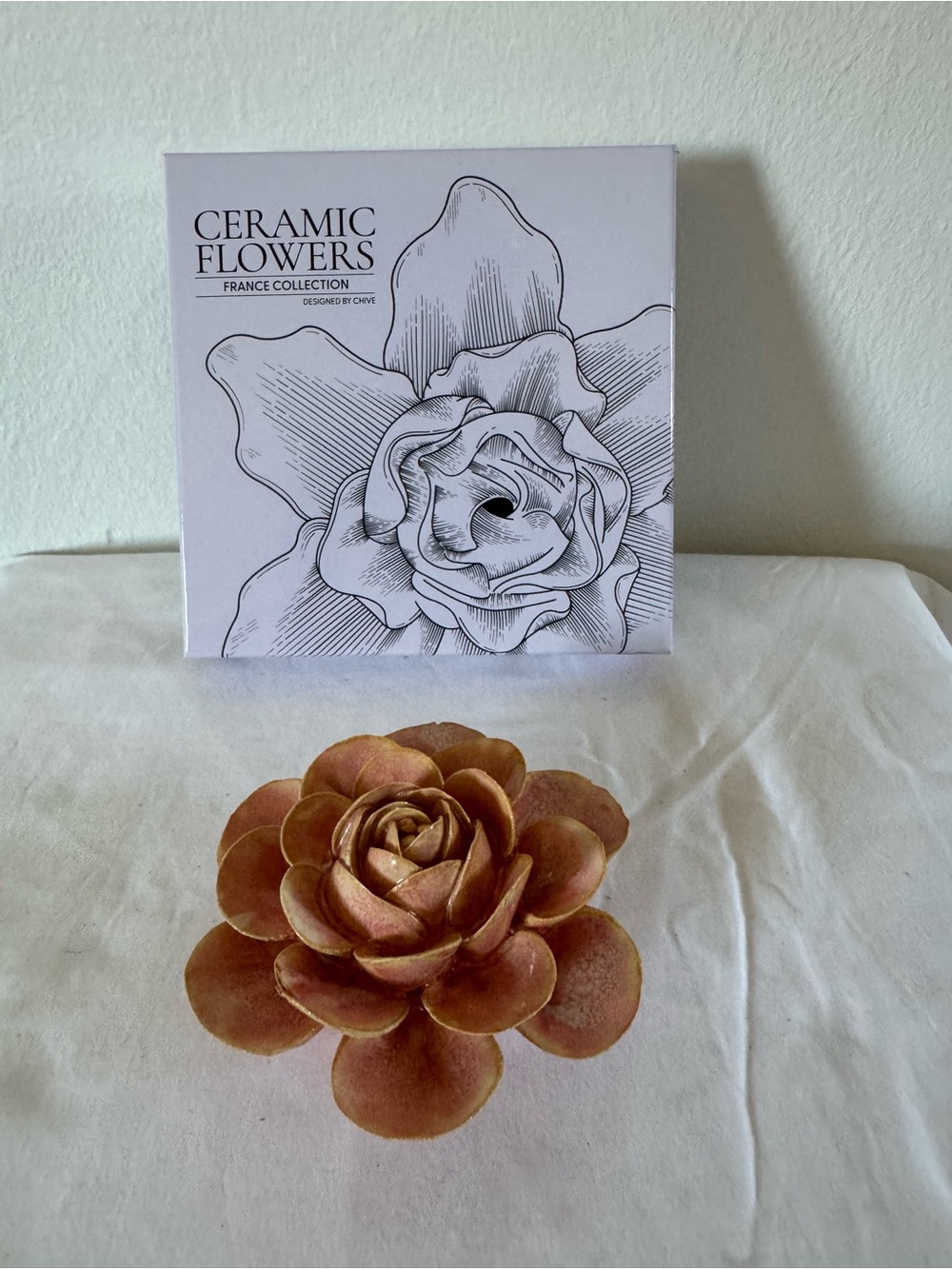Ceramic Flower Accent in Bronze -